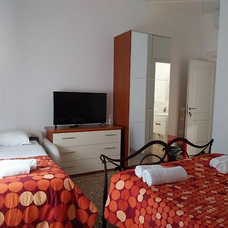 Lo Sguardo Sui Re Hotel Rome Exterior photo